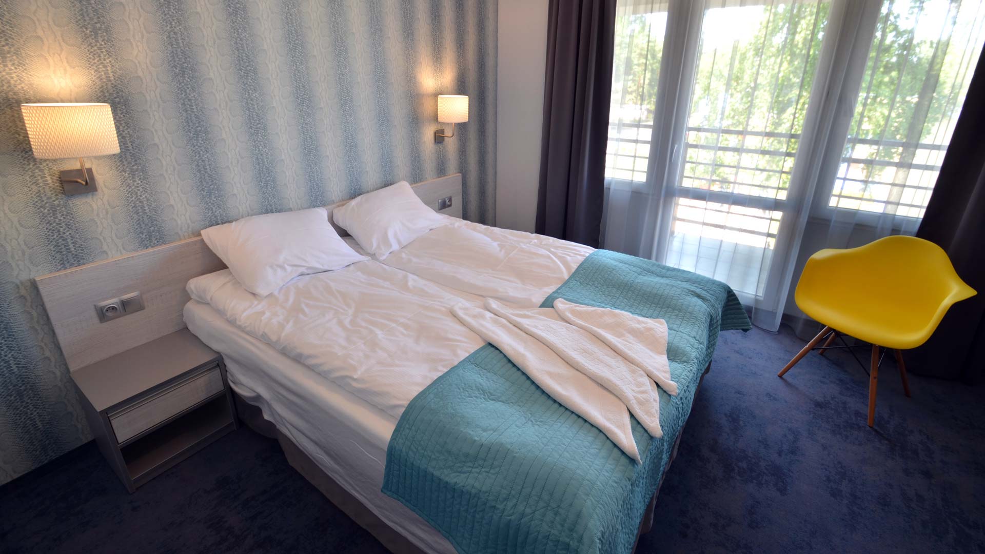 PERŁOWY hotel Okuninka Lublin noclegi nad jeziorem wypoczynek w Polsce