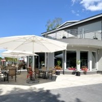 PERŁOWY hotel Okuninka Lublin noclegi nad jeziorem wypoczynek w Polsce